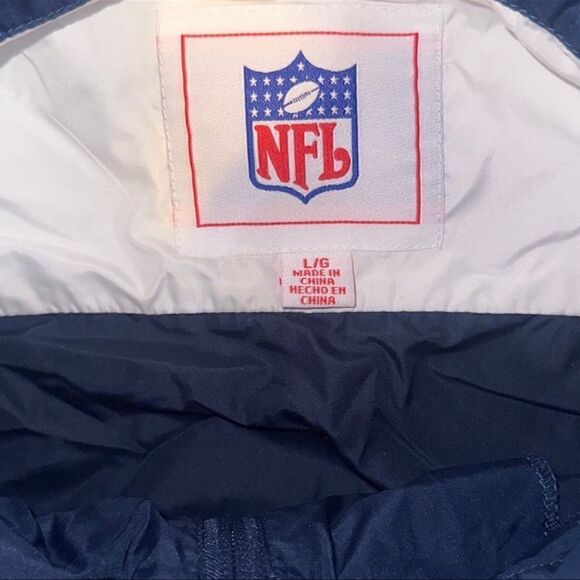 Dallas Cowboys Team Apparel Windbreaker Jacket - Picture 4 of 5